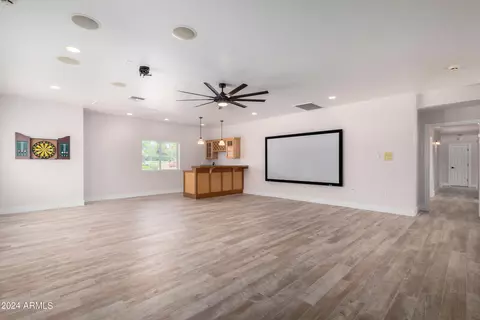 Living - 4625 E Garnet Cir, Mesa, AZ 85206 photo 12 of 16