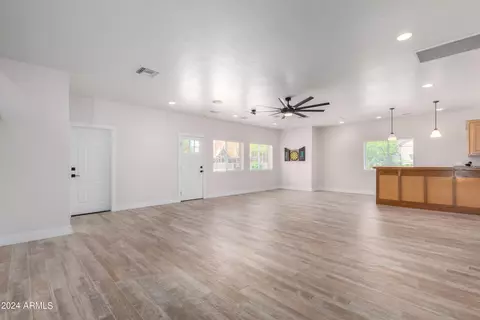 Living - 4625 E Garnet Cir, Mesa, AZ 85206 photo 11 of 16