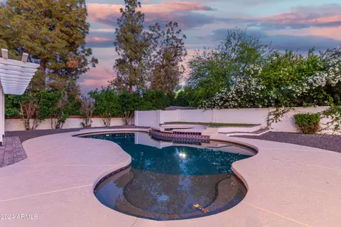 Exterior - 4625 E Garnet Cir, Mesa, AZ 85206 photo 13 of 20