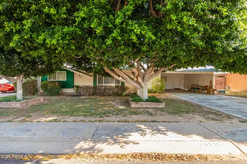8445 E Windsor Ave, Scottsdale, AZ 85257