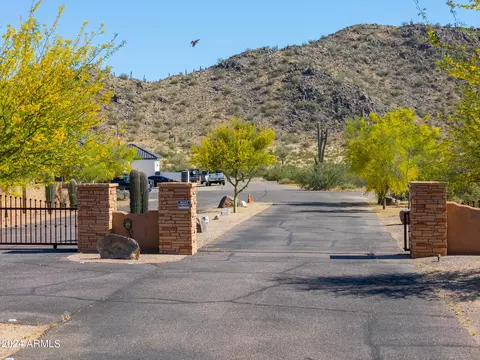 7784 N Black Mountain Dr #15, Casa Grande, AZ 85194