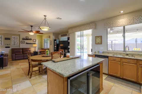 Kitchen - 1889 E Sagebrush St, Gilbert, AZ 85296 photo 2 of 12