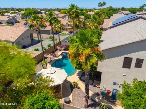 View/Area - 1889 E Sagebrush St, Gilbert, AZ 85296 photo 1 of 5
