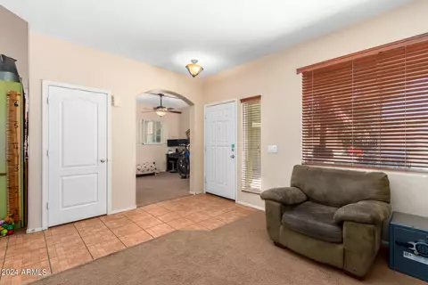 11330 E Pronghorn Ave, Mesa, AZ 85212 photo 9