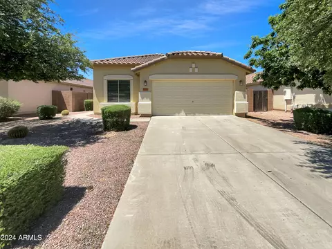 35750 N Belgian Blue Ct, San Tan Valley, AZ 85143