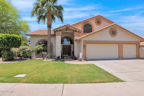 1012 S Coral Key Ct, Gilbert, AZ 85233
