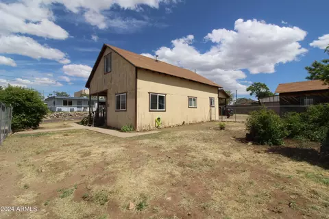 386 E Cuprite St, Globe, AZ 85501 photo 2