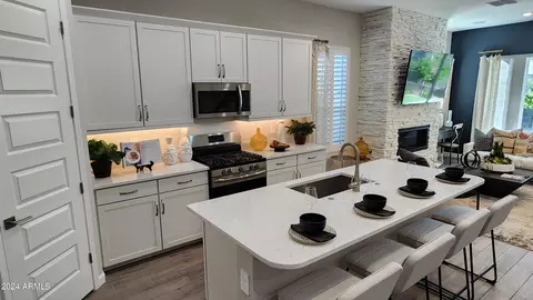 10290 W Albert Ln, Peoria, AZ 85382