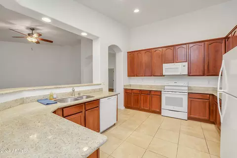 2005 W Darrel Rd, Phoenix, AZ 85041 photo 13