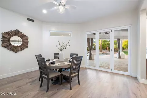 3522 E Suncrest Ct, Phoenix, AZ 85044 photo 9