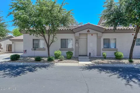8137 W Zoe Ella Way, Peoria, AZ 85382