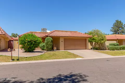 4774 E Kiva St, Phoenix, AZ 85044 photo 4