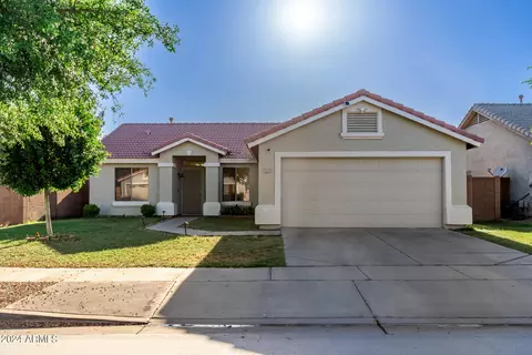2218 S 82nd Ln, Phoenix, AZ 85043