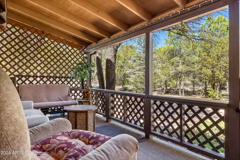 2055 Cherokee Strip --, Overgaard, AZ 85933 photo 4