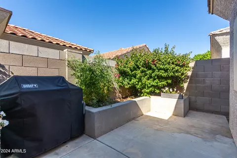 2602 E Jessica Ln, Phoenix, AZ 85040 photo 24