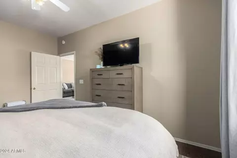 2602 E Jessica Ln, Phoenix, AZ 85040 photo 10