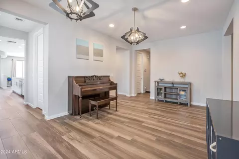 2962 E Sands Dr, Phoenix, AZ 85050 photo 21