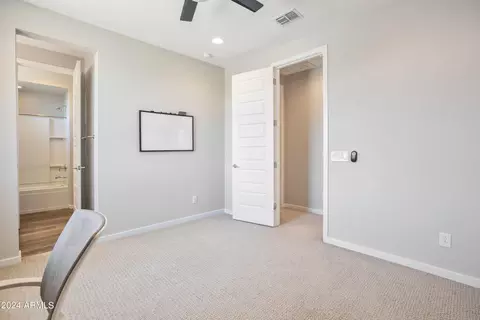 2962 E Sands Dr, Phoenix, AZ 85050 photo 36