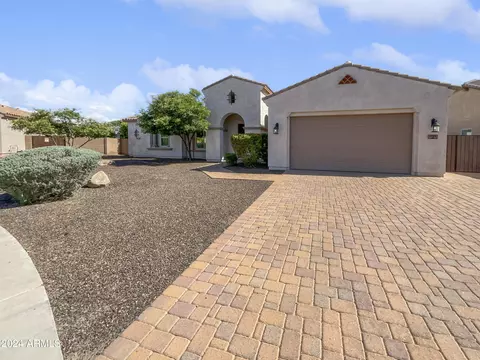2909 E Wildhorse Dr, Gilbert, AZ 85297 photo 2