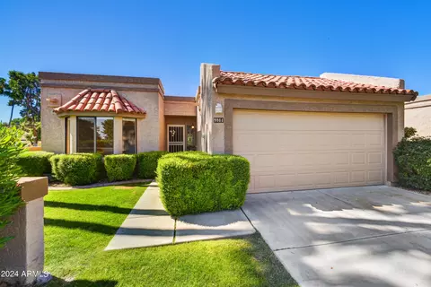 9811 W Taro Ln, Peoria, AZ 85382