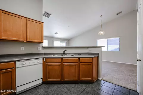 809 W Chambers St, Phoenix, AZ 85041 photo 8