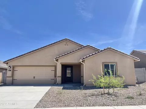 587 W Crowned Dove Trl, Casa Grande, AZ 85122