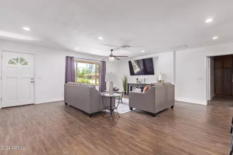 1004 N Constellation Way, Gilbert, AZ 85234 photo 10