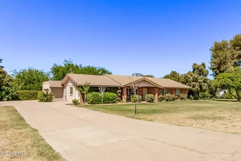 1004 N Constellation Way, Gilbert, AZ 85234 photo 4