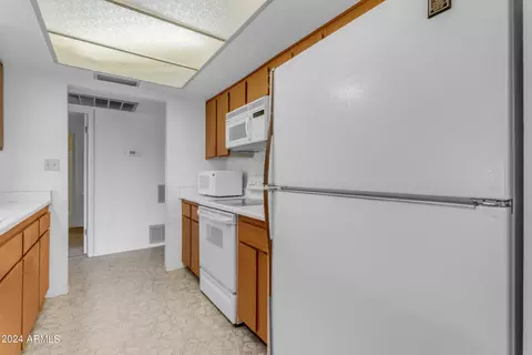 1317 E Carson Dr, Tempe, AZ 85282 photo 8