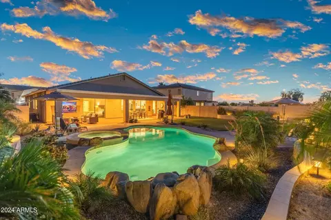 7018 W Wood St, Phoenix, AZ 85043