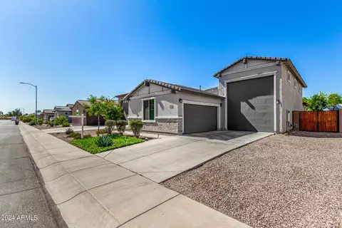 750 W Torino Pl, Casa Grande, AZ 85122