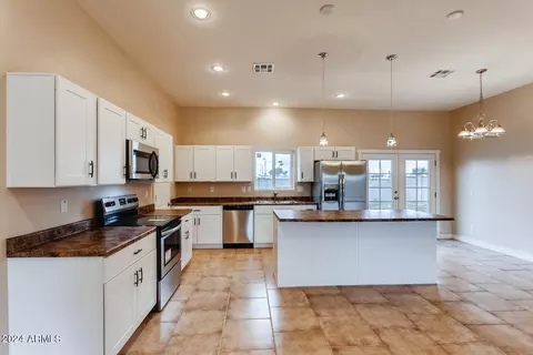 225 E Pacific Dr, Avondale, AZ 85323