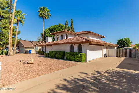 2051 E Kael Cir, Mesa, AZ 85213 photo 2