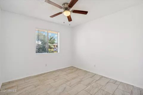 585 E Montebello Ave, Apache Junction, AZ 85119 photo 9