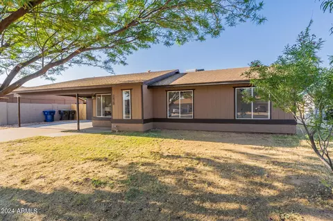 2428 E Irwin Cir, Mesa, AZ 85204 photo 2