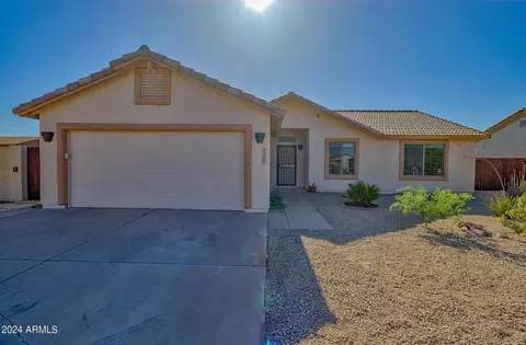 14610 S Capistrano Rd, Arizona City, AZ 85123