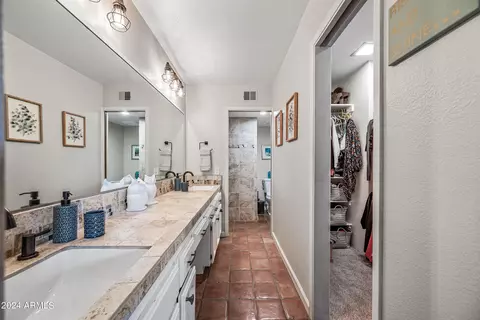 1023 E Lois Ln, Phoenix, AZ 85020 photo 35