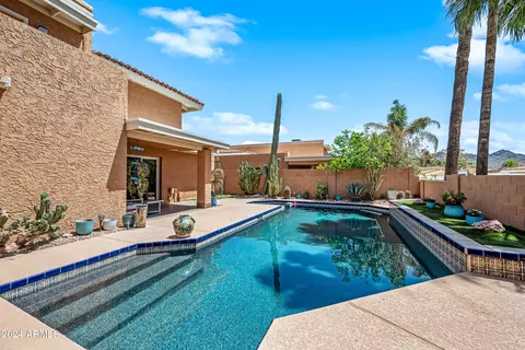 1023 E Lois Ln, Phoenix, AZ 85020 photo 31