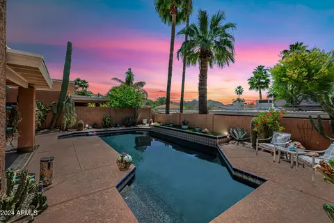 1023 E Lois Ln, Phoenix, AZ 85020 photo 26