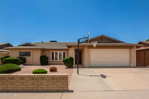 14010 N 52nd Dr, Glendale, AZ 85306