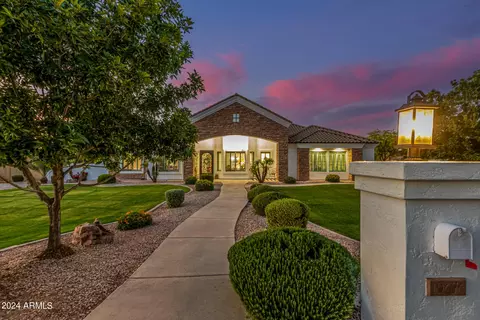 19676 E Country Meadows Dr, Queen Creek, AZ 85142