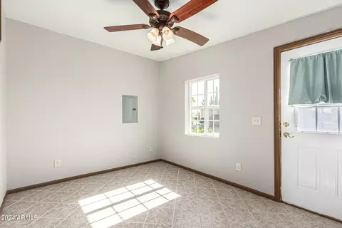 9068 E Chambers St, Mesa, AZ 85208 photo 8