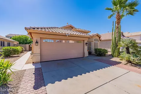 16222 N 1st Dr, Phoenix, AZ 85023 photo 2
