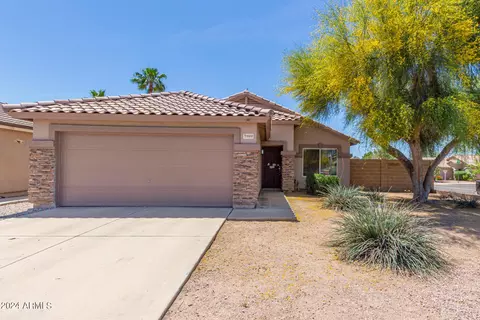 8615 E Calypso Ave, Mesa, AZ 85208
