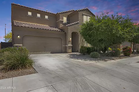 8896 W Cameron Dr, Peoria, AZ 85345