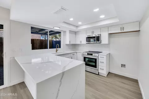 3520 E Le Marche Ave, Phoenix, AZ 85032 photo 9