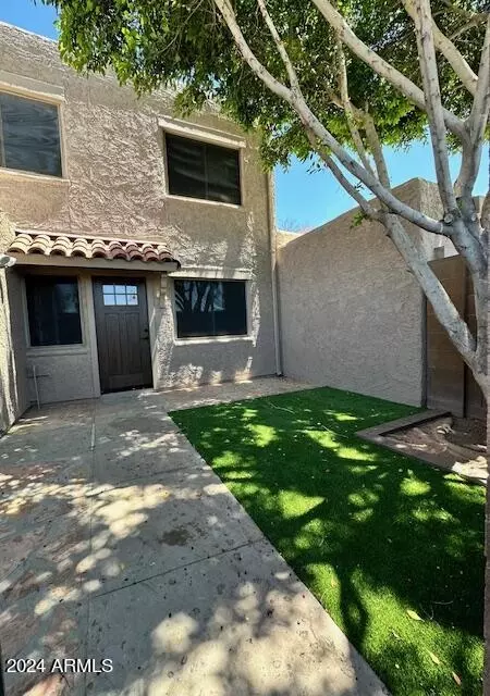 600 S Dobson Rd #68, Mesa, AZ 85202