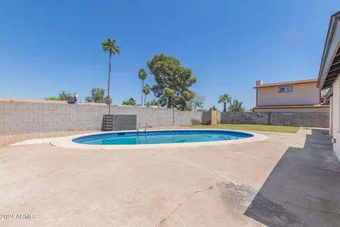 2250 E Janice Way, Phoenix, AZ 85022 photo 18