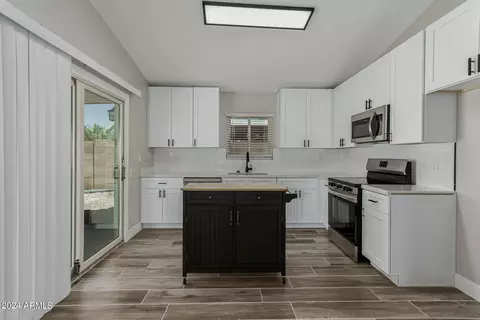 1064 W 6th Ave, Apache Junction, AZ 85120 photo 13