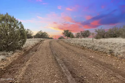 5579 W Forest Service Rd #1, Ash Fork, AZ 86320
